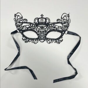 Black Ornate Masquerade Face Mask (Mardi Gras)